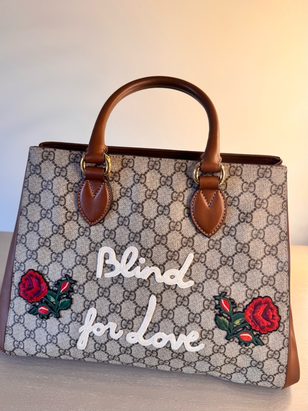 Gucci Beige GG Supreme Tote Handbag